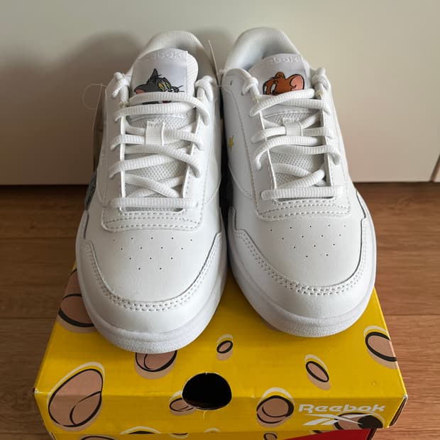 [미사용] 리복 톰과제리 운동화 흰색 (소장가치!!)