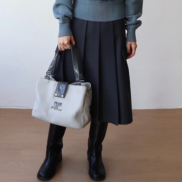 꾸레쥬 그레이 레더 토트백