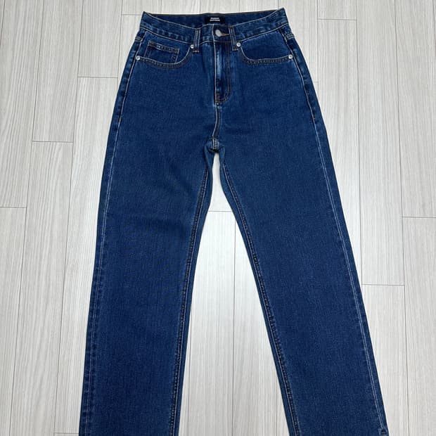 [28] 무신사 스탠다드 스트레이트 데님 미디엄 인디고