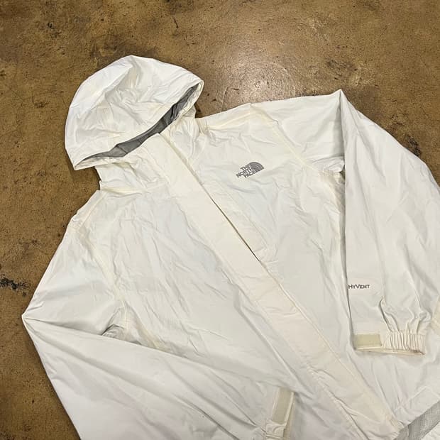 [정품/M] 노스페이스 화이트 바람막이 HYVENT b14