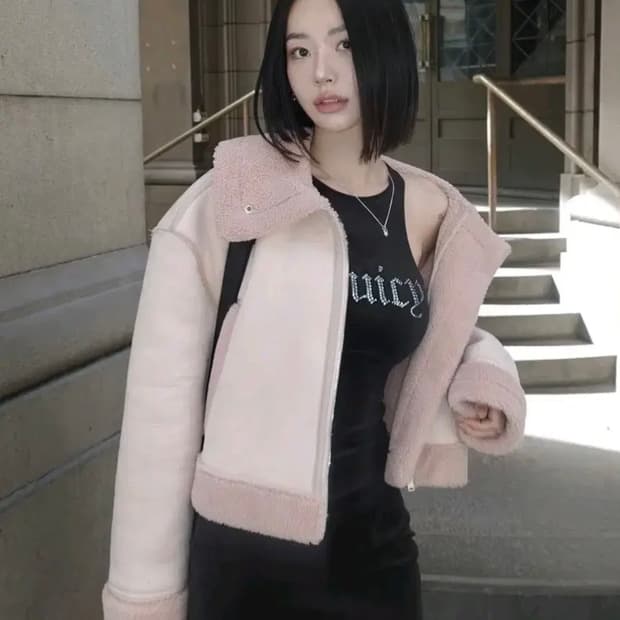 페일제이드 스웨이드 핑크 무스탕 
