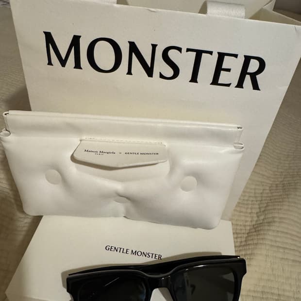 젠틀 몬스터 x 메종 마르지엘라 MM110 블랙