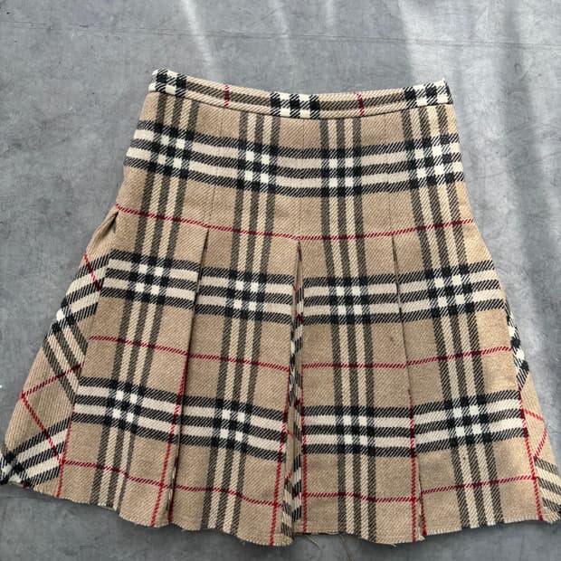 Burberry 버버리 노바체크 울 플리츠 스커트  