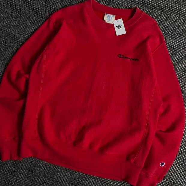 챔피온 리버스위브 미니멀 레드 스웻 셔츠y 3631