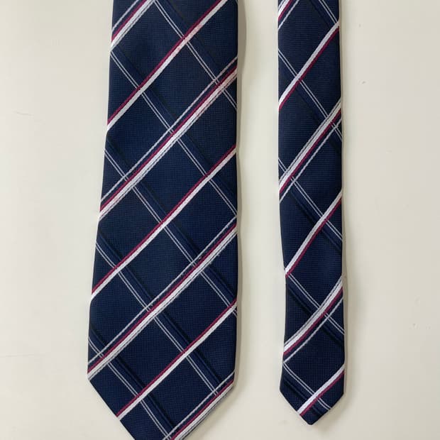 발렌티노 넥타이