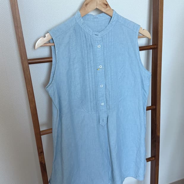 민소매 블라우스