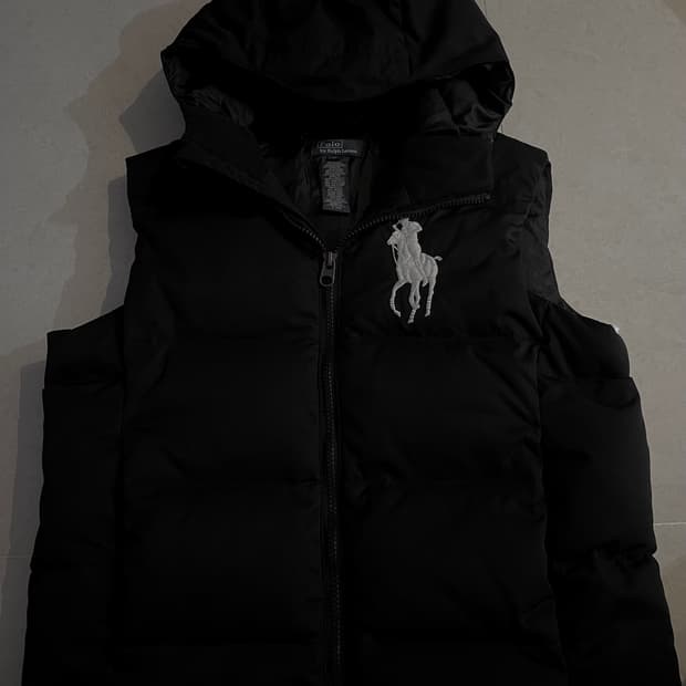 폴로 빅포니 패딩조끼 블랙