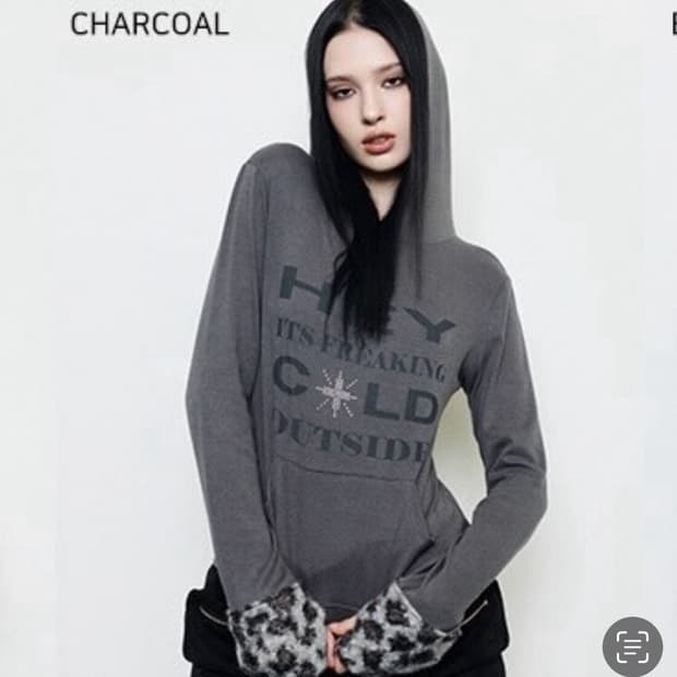 러브이즈트루 ev 퍼 후드 티셔츠 (차콜)