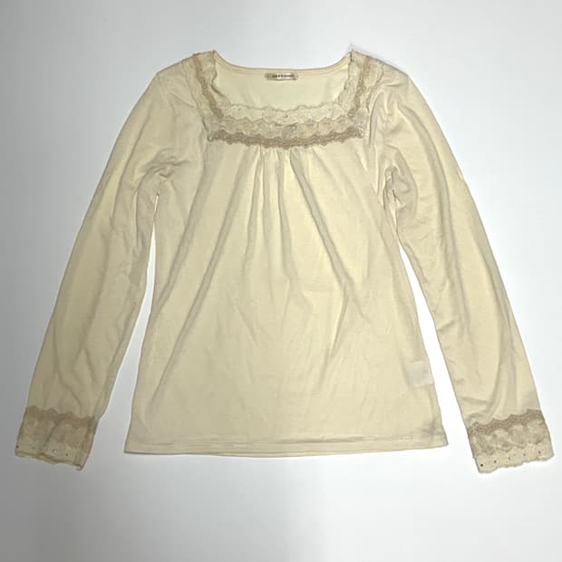 axes femme 화이트 레이스 롱슬리브