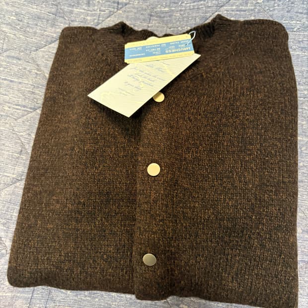 웨이비니스 바시티라인 가디건 브라운 1