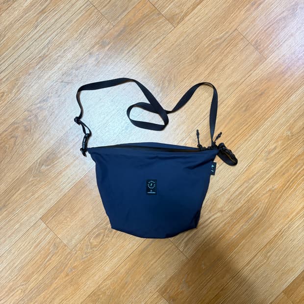 루트파인더 하이커워크샵 샤코슈 네이비 한정판