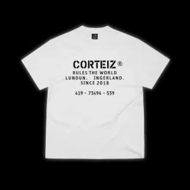 (새상품) 코르테이즈 반팔티 M