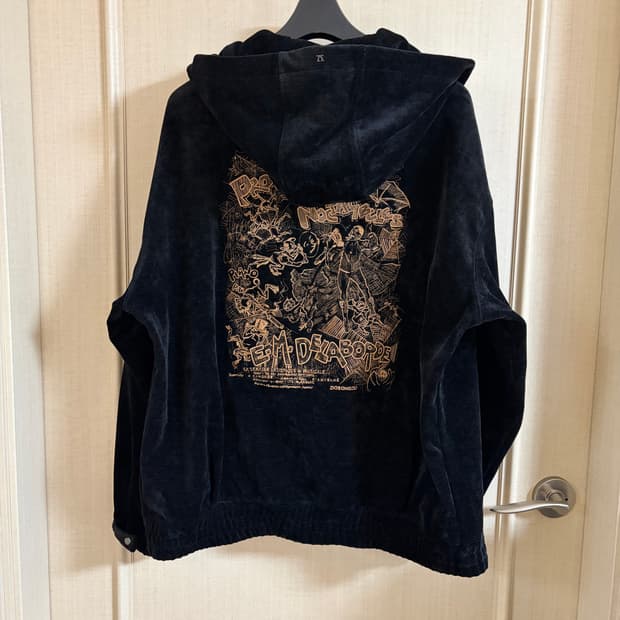 26ss 지오송지오 녹턴 아트워크 자수 벨벳 코듀로이 후드 집업 105