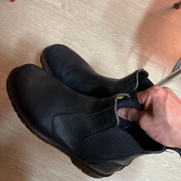 닥터마틴 부츠 uk8 (270-275)