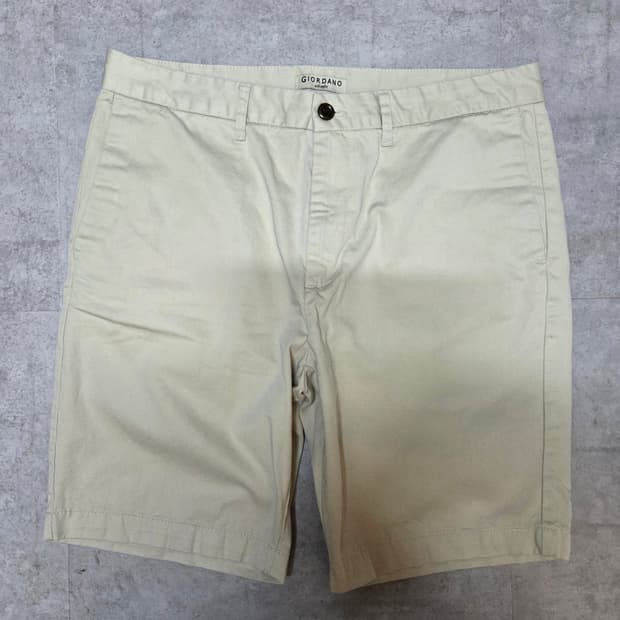 (네고가능)지오다노 크림색 반바지