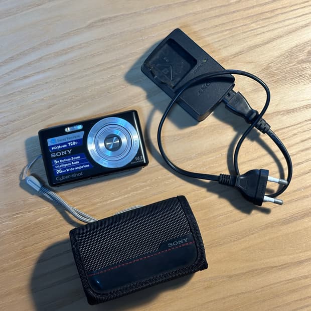 빈티지 y2k맛 디카 소니 사이버샷 DSC-W620