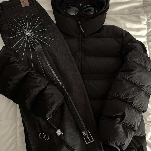 C.P. 컴퍼니 크롬-R 고글 다운 자켓 - 24FW