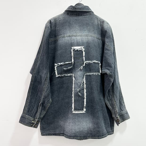 Sweetrouge back cross patch denim shirts