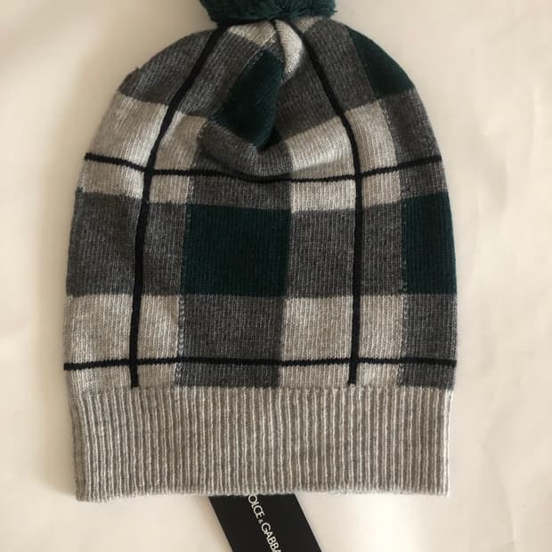 돌체앤가바나 울 폼폼 비니 모자