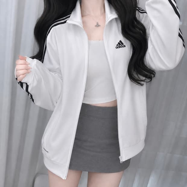 🐰아디다스 화이트 자수로고 데일리 져지🖤