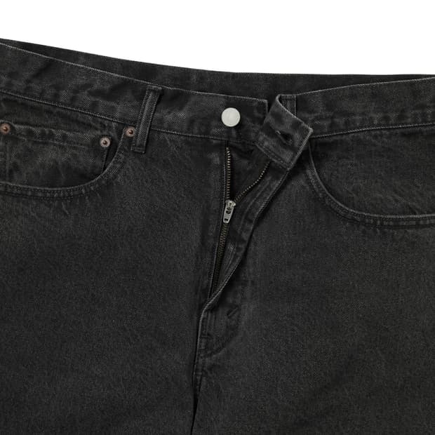 [m] 디네댓 레귤러 진 블랙