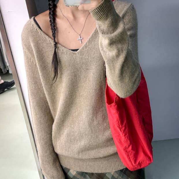 zucca beige deep v neck knit