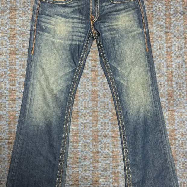 TRUE RELIGION BOOT CUT DENIM