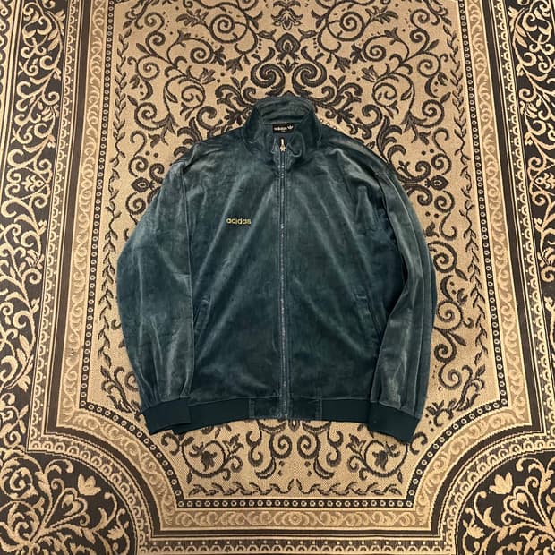 105 아디다스 벨벳 트랙탑/W2273