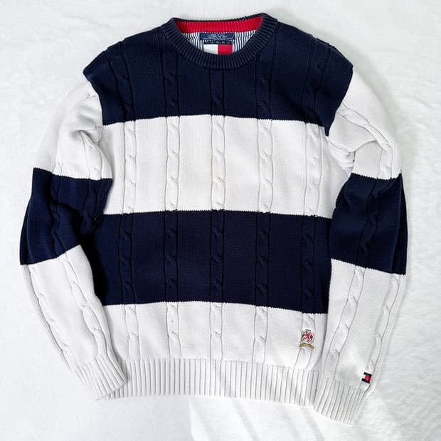 타미 월계수 니트