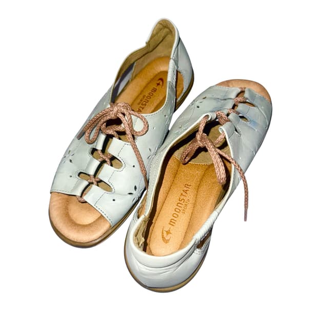 Sandal