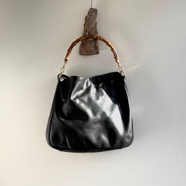 구찌 GG 블랙 레더 밤부 핸드백