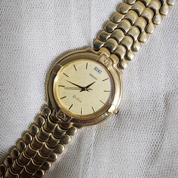 빈티지 세이코 돌체 금장 쿼츠 시계