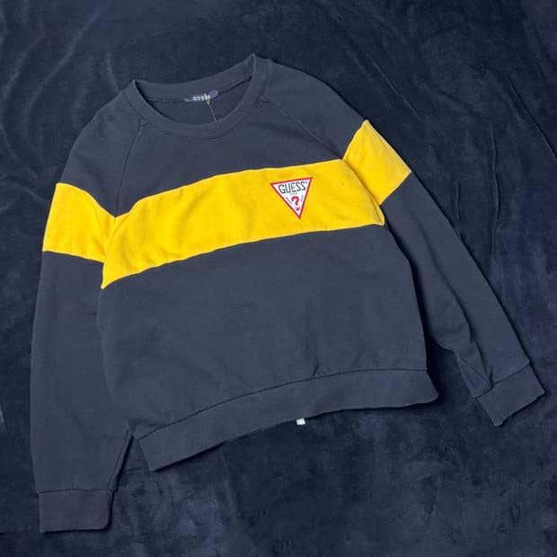 일본빈티지 GUESS 스웻셔츠