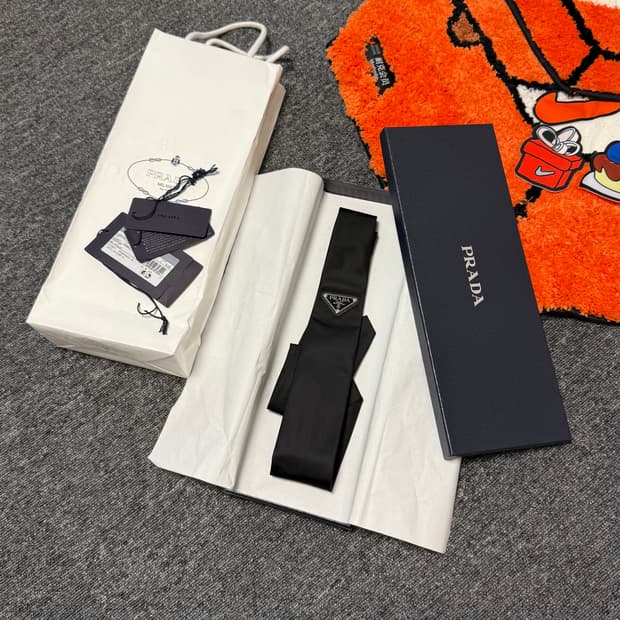 [R150] 프라다 리나일론 개버딘 넥타이 블랙