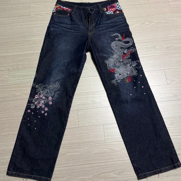 Vomanie japanese dragon jean