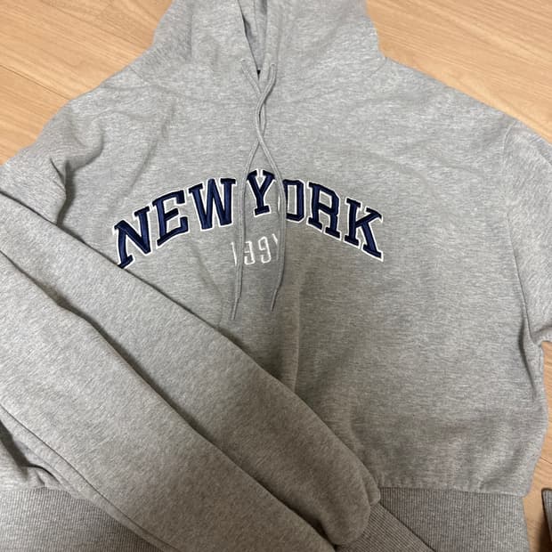 뉴욕 크롭 후드티 NY