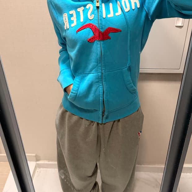 홀리스터 하늘색 후드집업 s