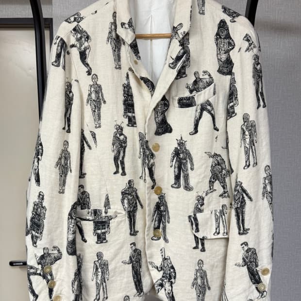 LCBX 괴인괴수 자켓 