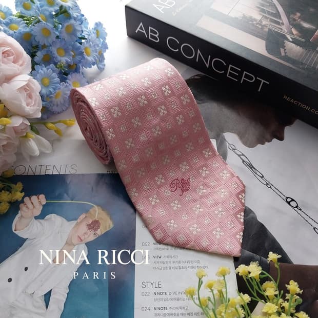 니나리치 실크 핑크 플라워 자수 넥타이 9.7cm A등급 k3185
