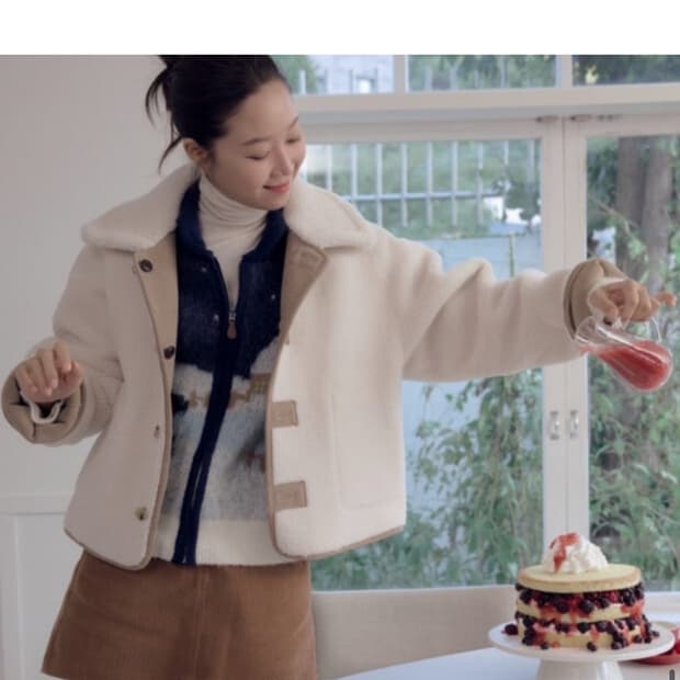 드파운드 리버시블 셔링 무스탕