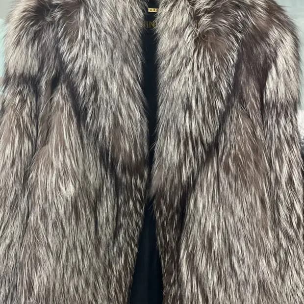 진도모피 사가폭스 로얄