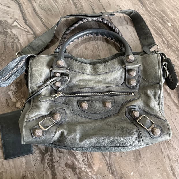 발렌시아가 모터백 다크 그린