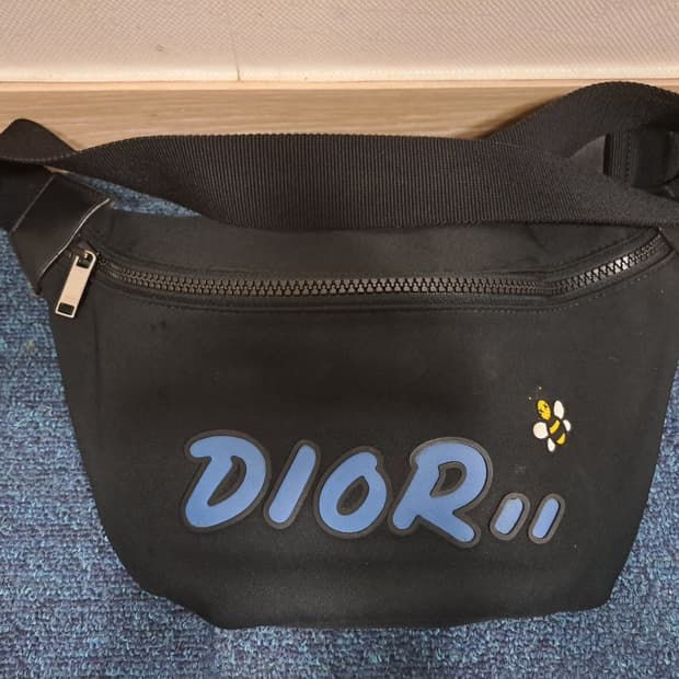 DIOR X KAWS 힙색 보디백 가방(디올 킴존스 카우스)