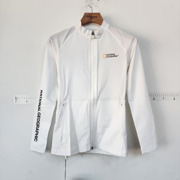 내셔널지오그래픽 여성 화이트 래쉬가드