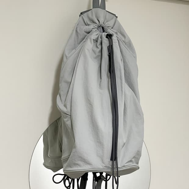 해칭룸 스트링 백팩