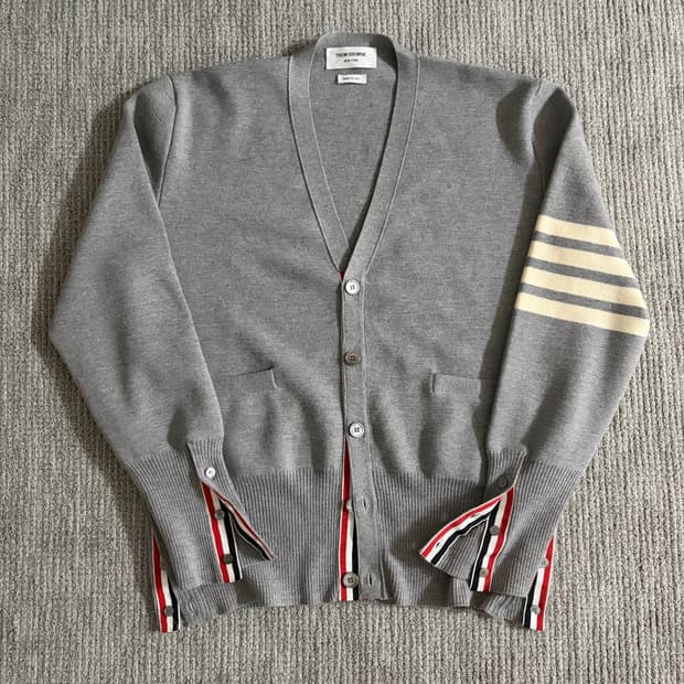(상태최상, 3) 톰브라운 밀라노스티치 사선 가디건
