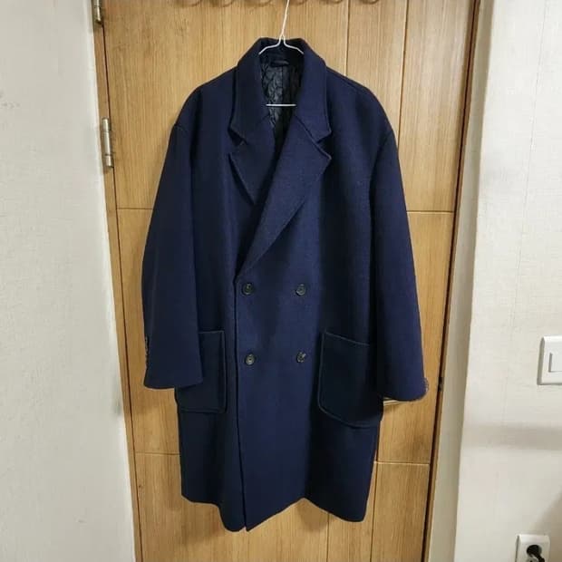 (100)에잇세컨즈 오버핏 더블 코트