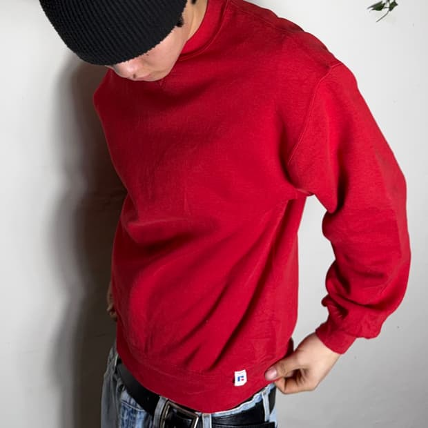 MADE IN USA 러셀 맨투맨