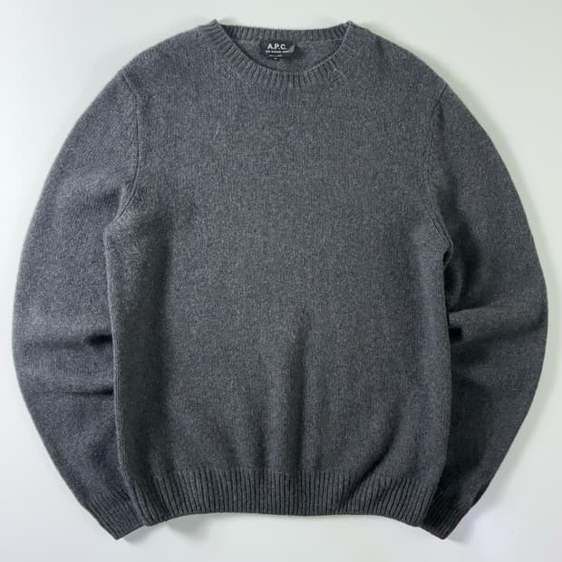 A.P.C.  아페쎄 그레이 캐시미어 울 크루넥 니트 