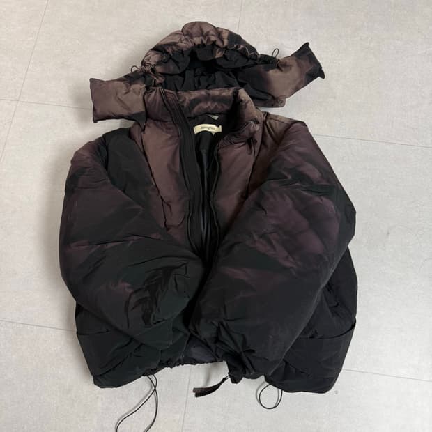 지용킴 선블리치드 다운자켓